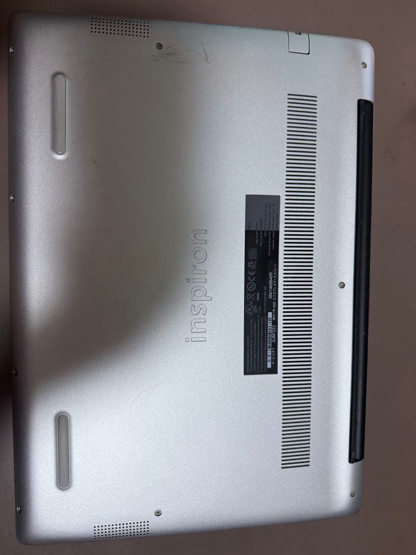 DELL Inspiron 14 3000 14インチ　2020年製