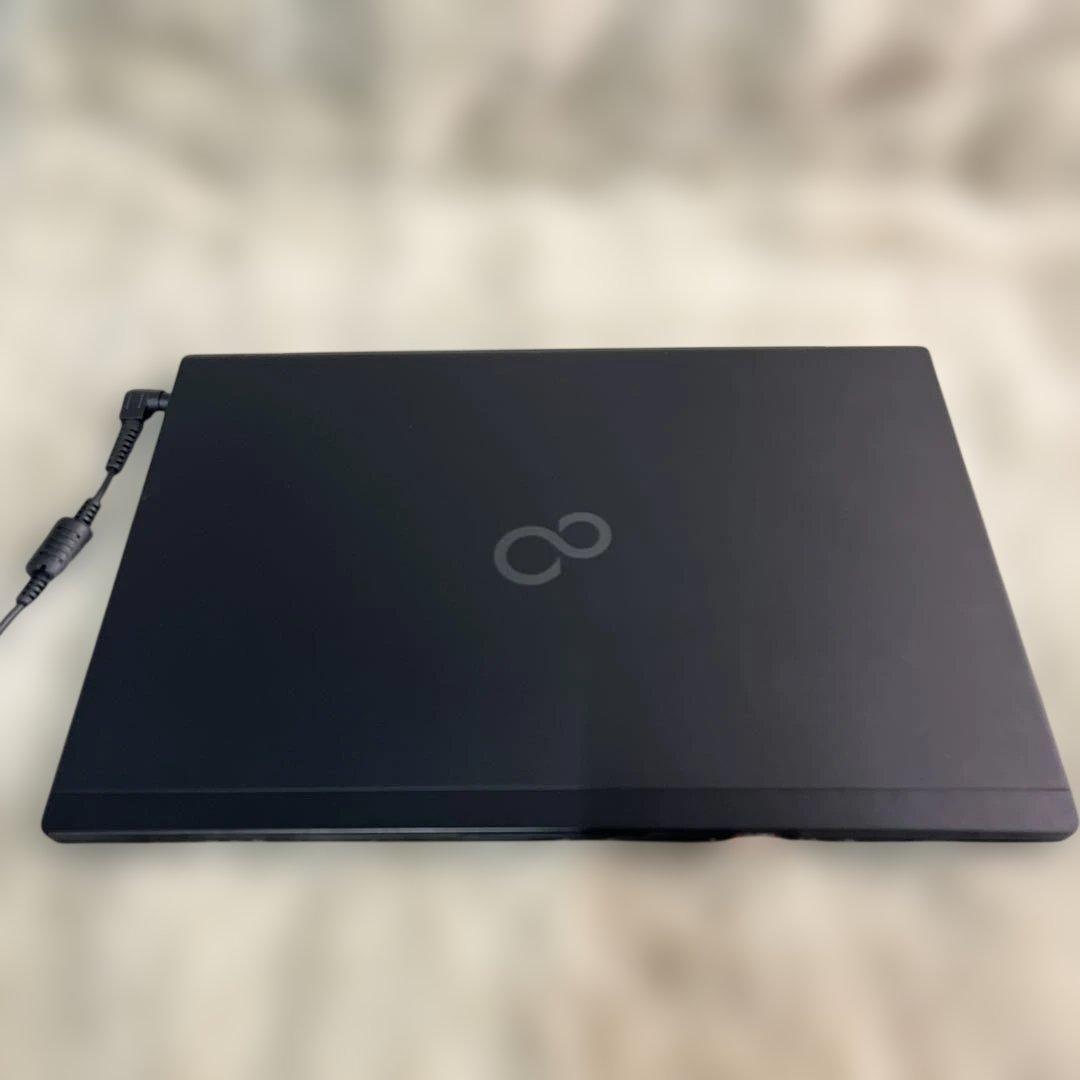 FUJITSU LIFEBOOK U939 13.3インチi5-8265U