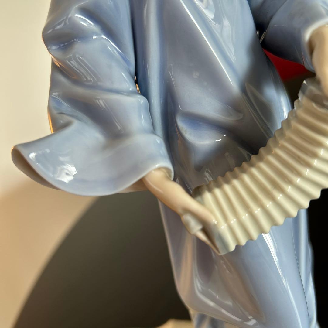置物 Lladro Angel With Accordion