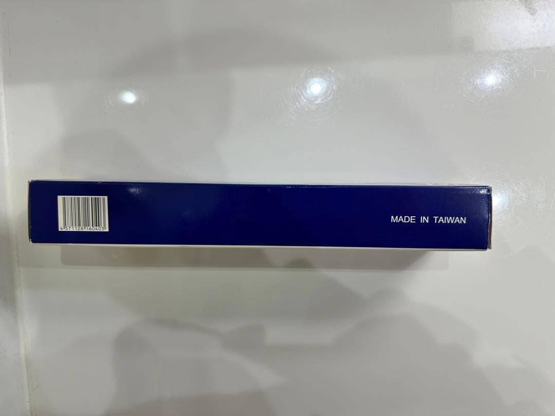 ハウスマン　B737-400 とMD-81 のソリッドモデルの2機セット