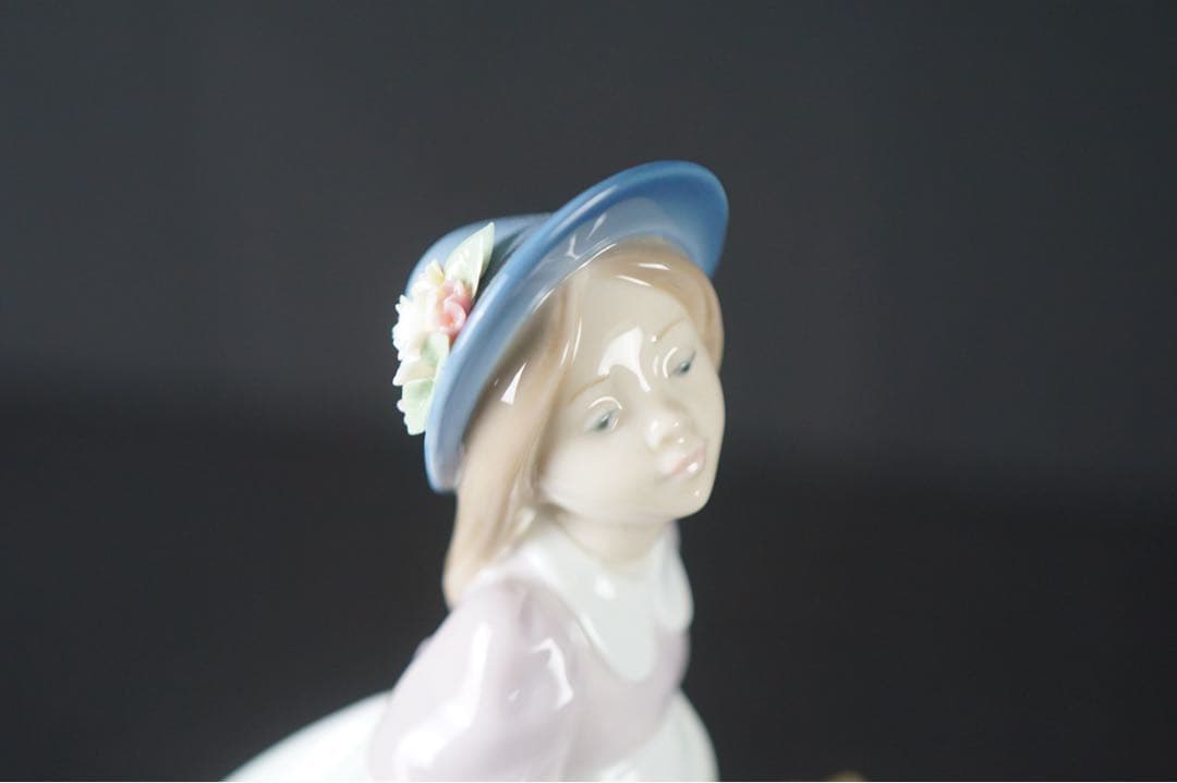 美品 Lladro リヤドロ 可愛いお花屋さん 6521 フィギュリン