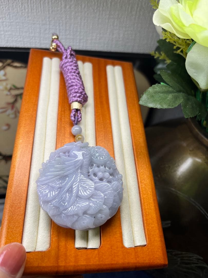 お得品‼️新入荷❣️天然A貨翡翠 厚重感、満工【花開富貴、鳳穿牡丹】　鑑定書付き