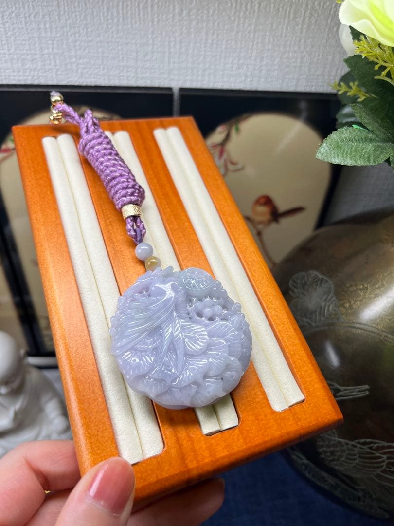 お得品‼️新入荷❣️天然A貨翡翠 厚重感、満工【花開富貴、鳳穿牡丹】　鑑定書付き