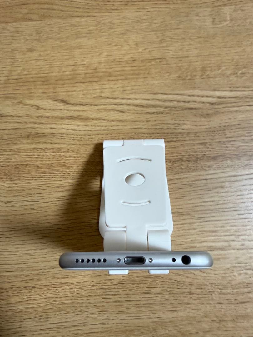 iPhone 6s シルバー 16GB バッテリー100% SIMフリー