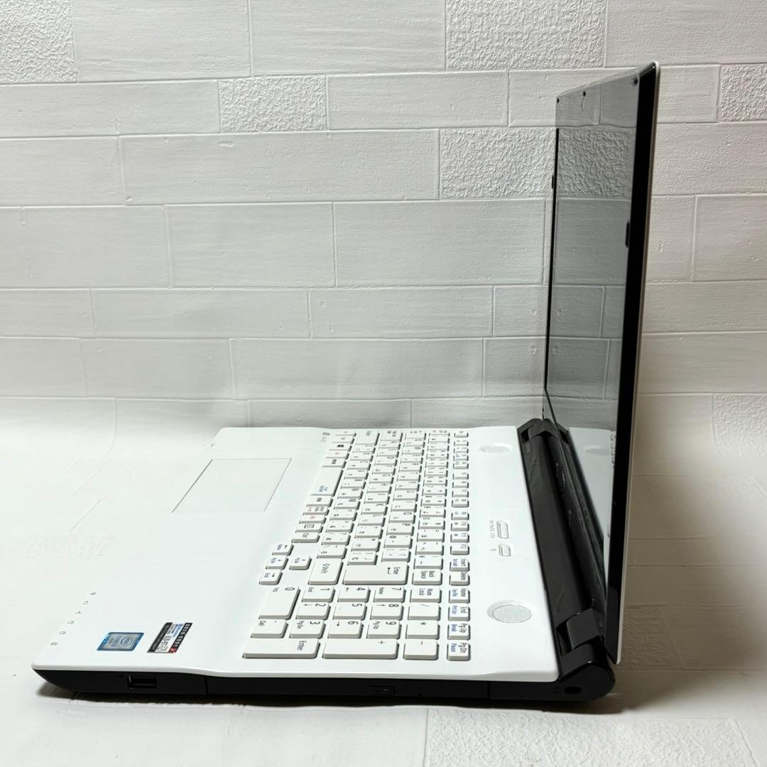 NEC LAVIE GN232FSA7 第6世代i3 メモリ8GBノートパソコン