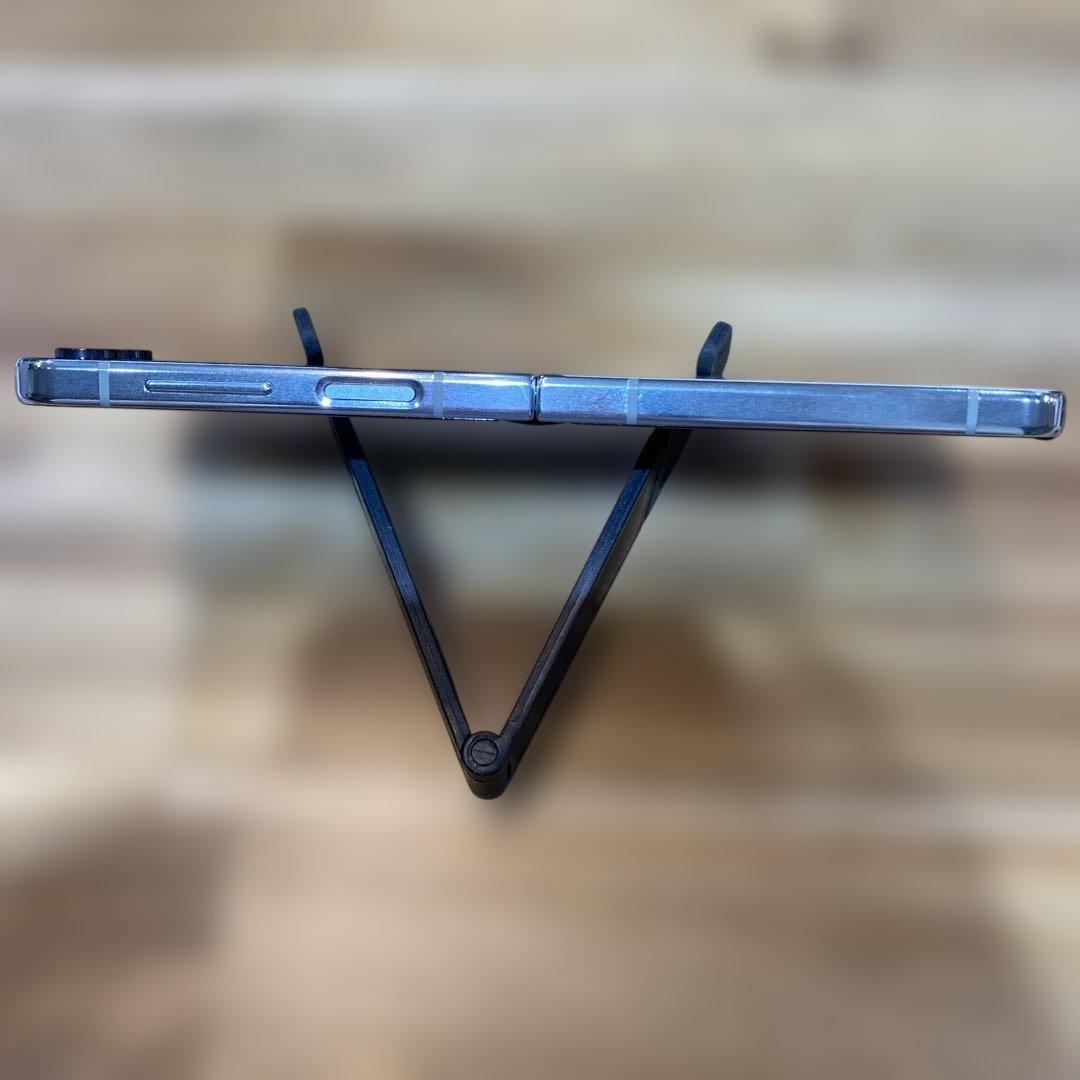 K723 美品SIMフリー Galaxy Z Flip5 SM-F731B