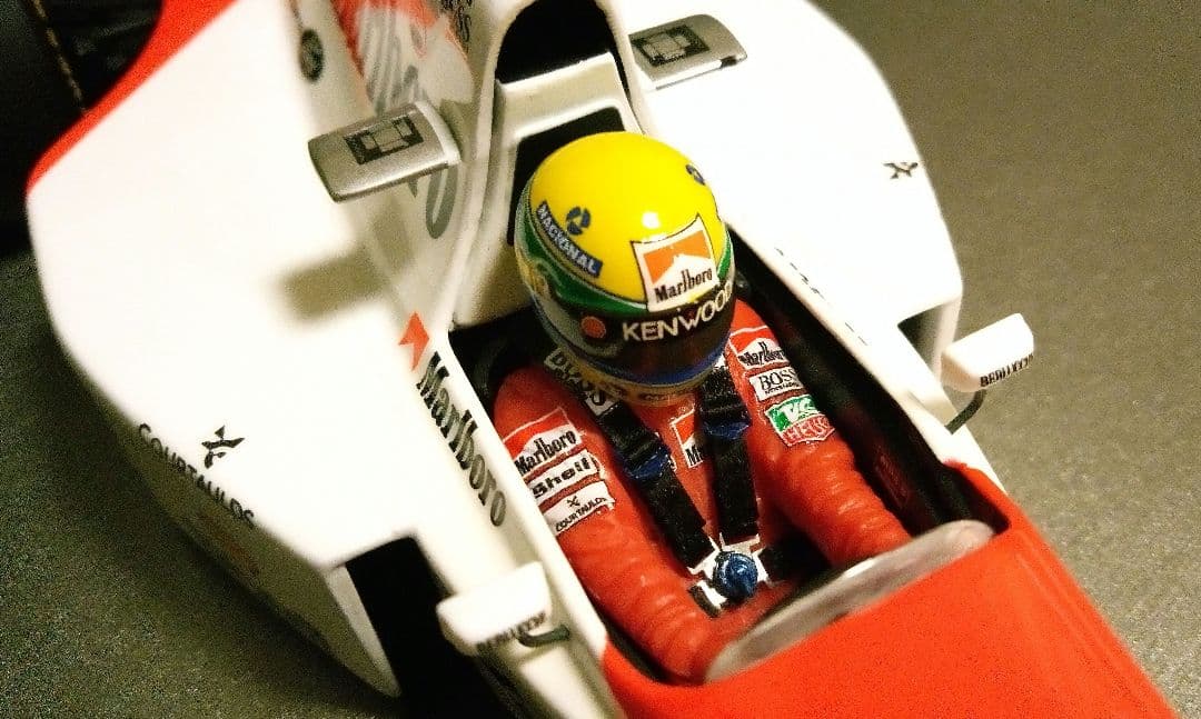 ミニチャンプス 1/18 F1 マクラーレン MP4/8 A.セナ リペイント