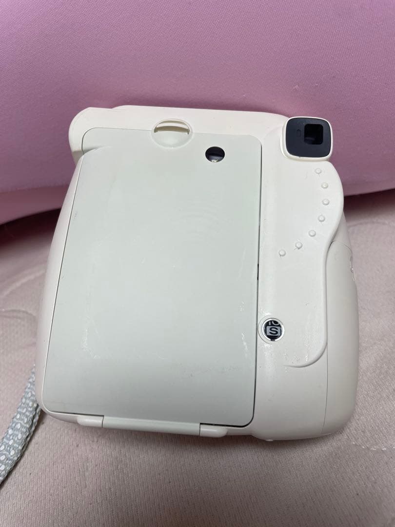 ぷ*ら様 FUJIFILM instax mini8ホワイト　チェキ