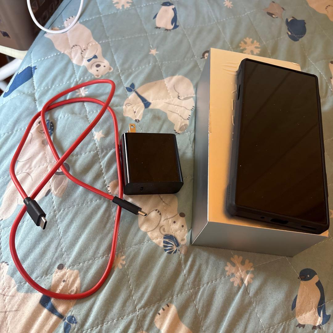 RedMagic 9s ゲーミングスマホ 本体 箱付き 充電器 スマホカバー付き
