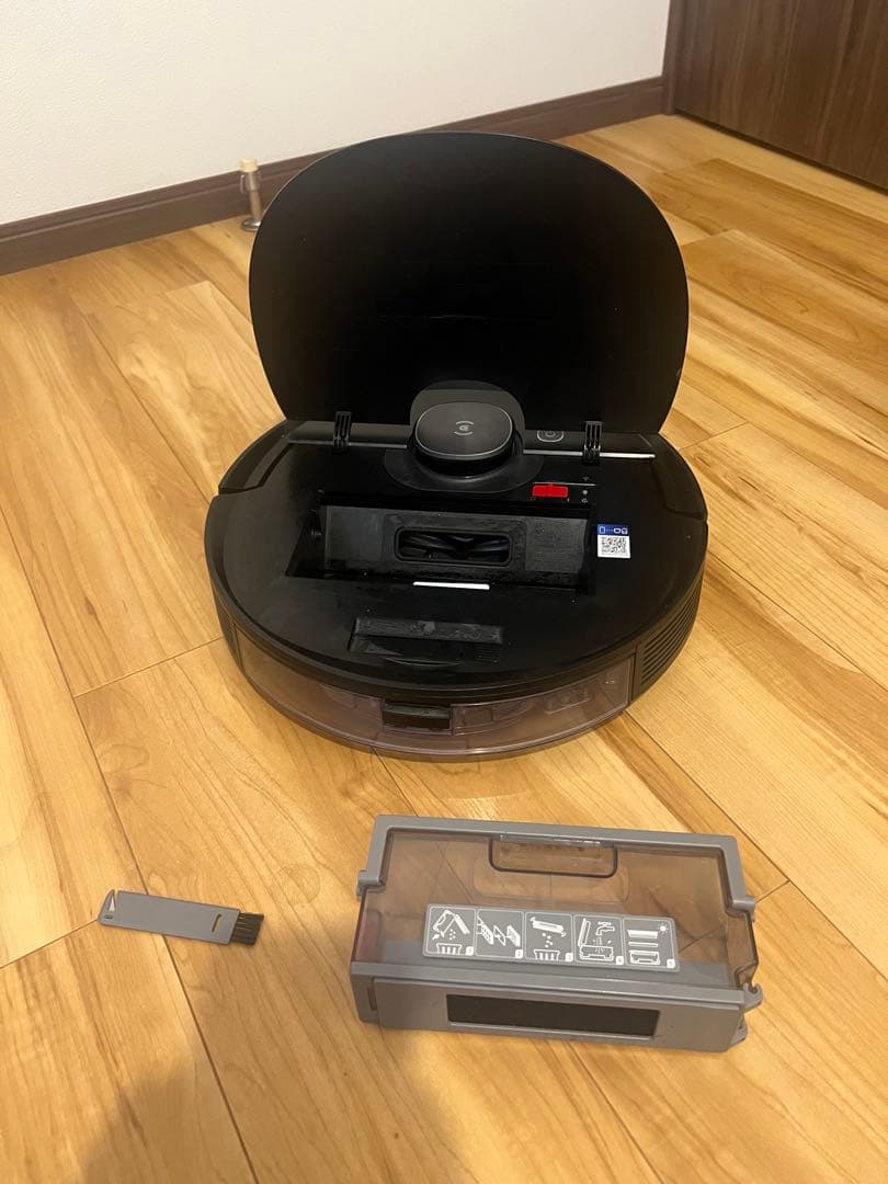 Ecovacs エコバックス　Deebot T8 OZMO AIVI 自動掃除機