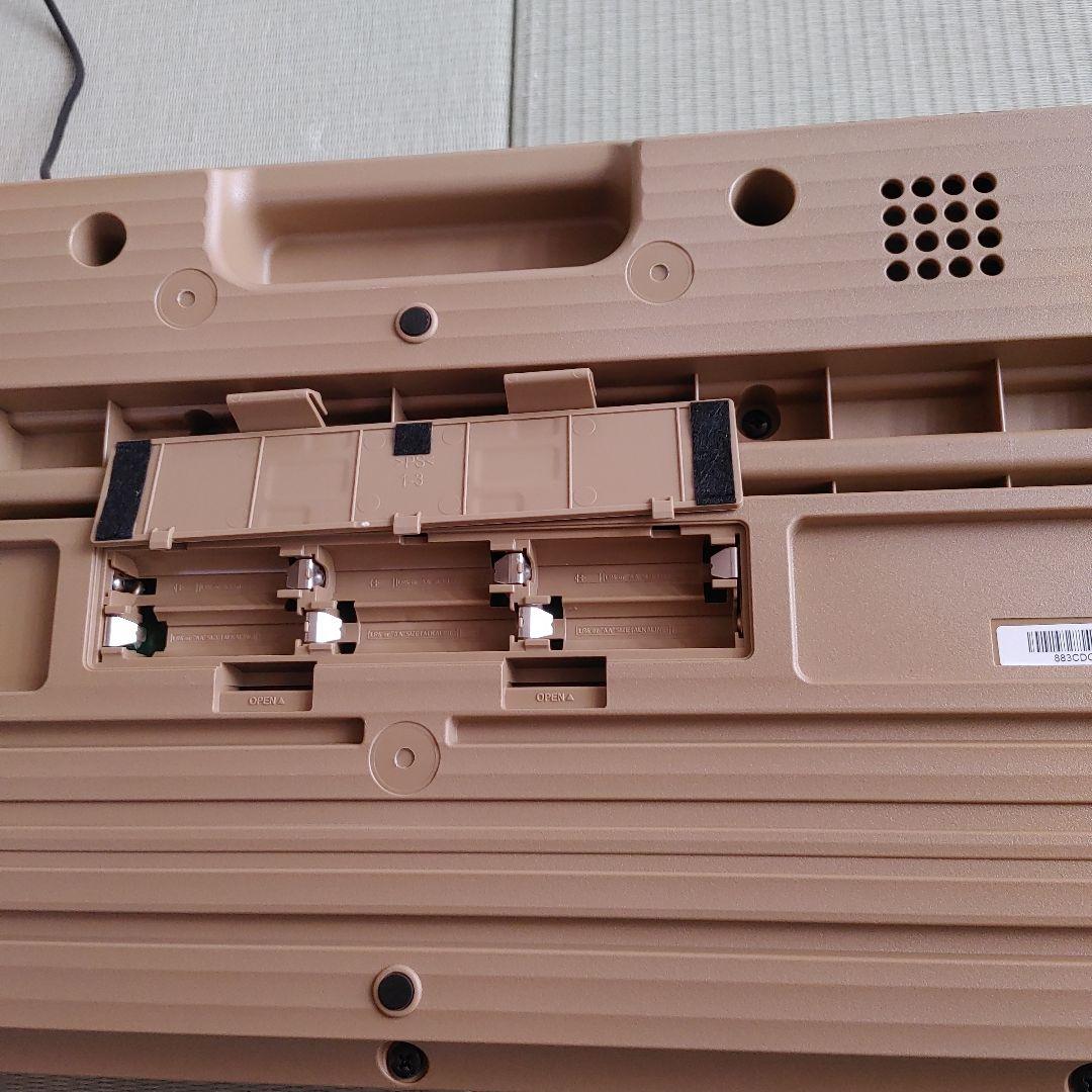 CASIO 61鍵電子キーボード ホワイト LK-526 22年製
