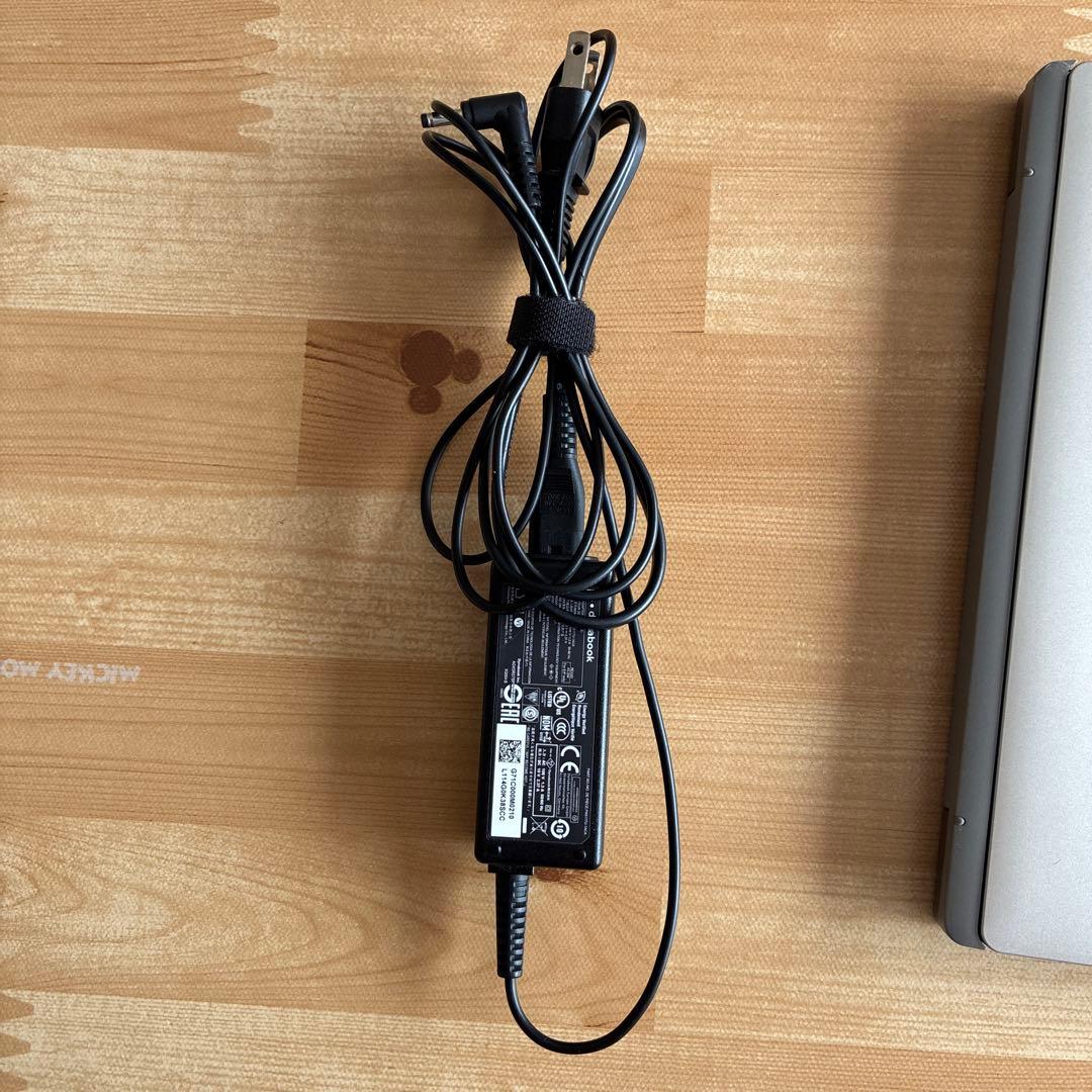 dynabook K50/FS タブレットPC（キーボードドック付属）