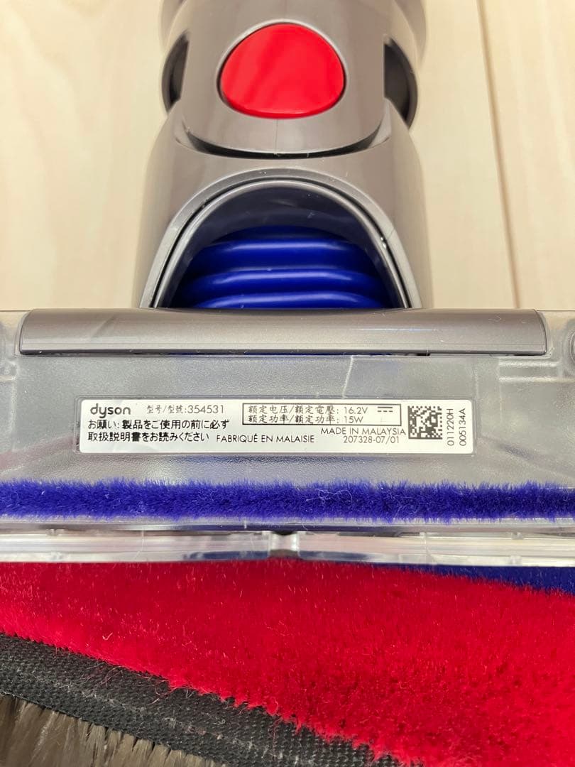 Dyson V8 Slim Fluffy ソフトローラークリーナーヘッド 美品