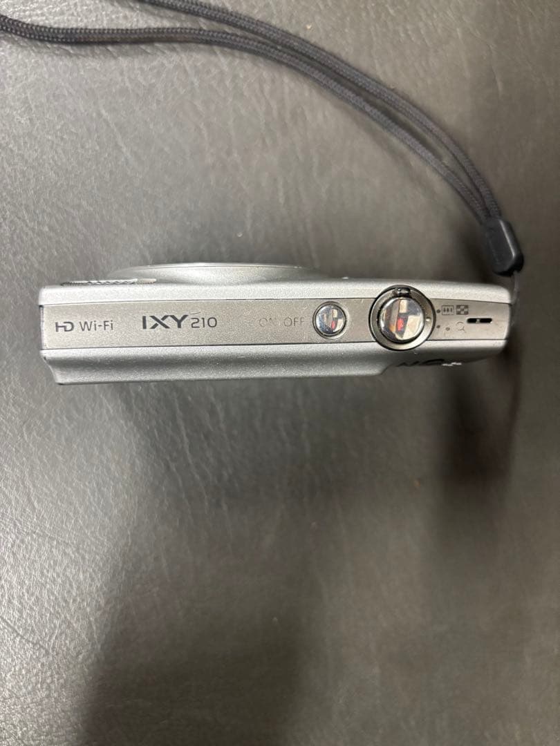 Canon IXY 210 コンデジ シルバー