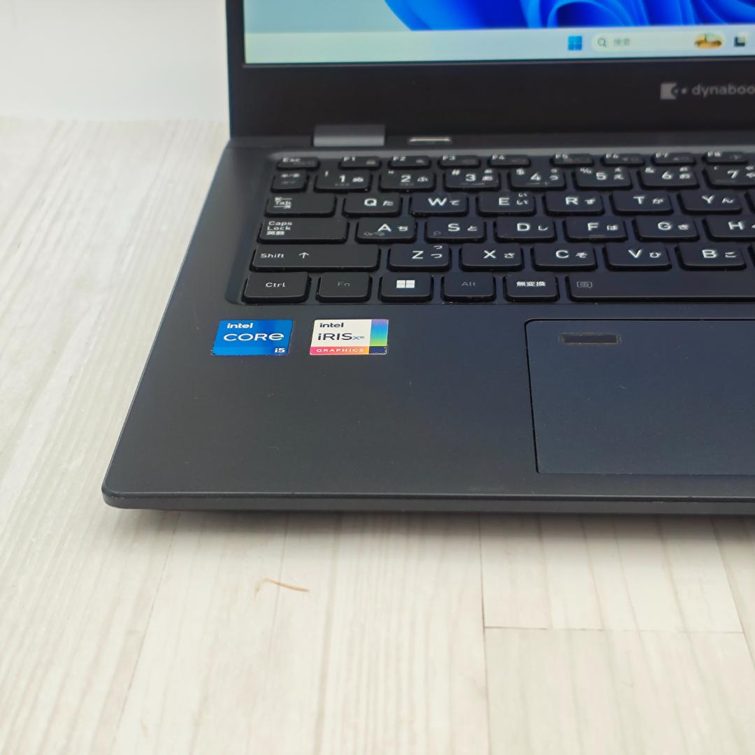 【整備済】新品液晶dynabook G83/KW 16/512GB 第12世代