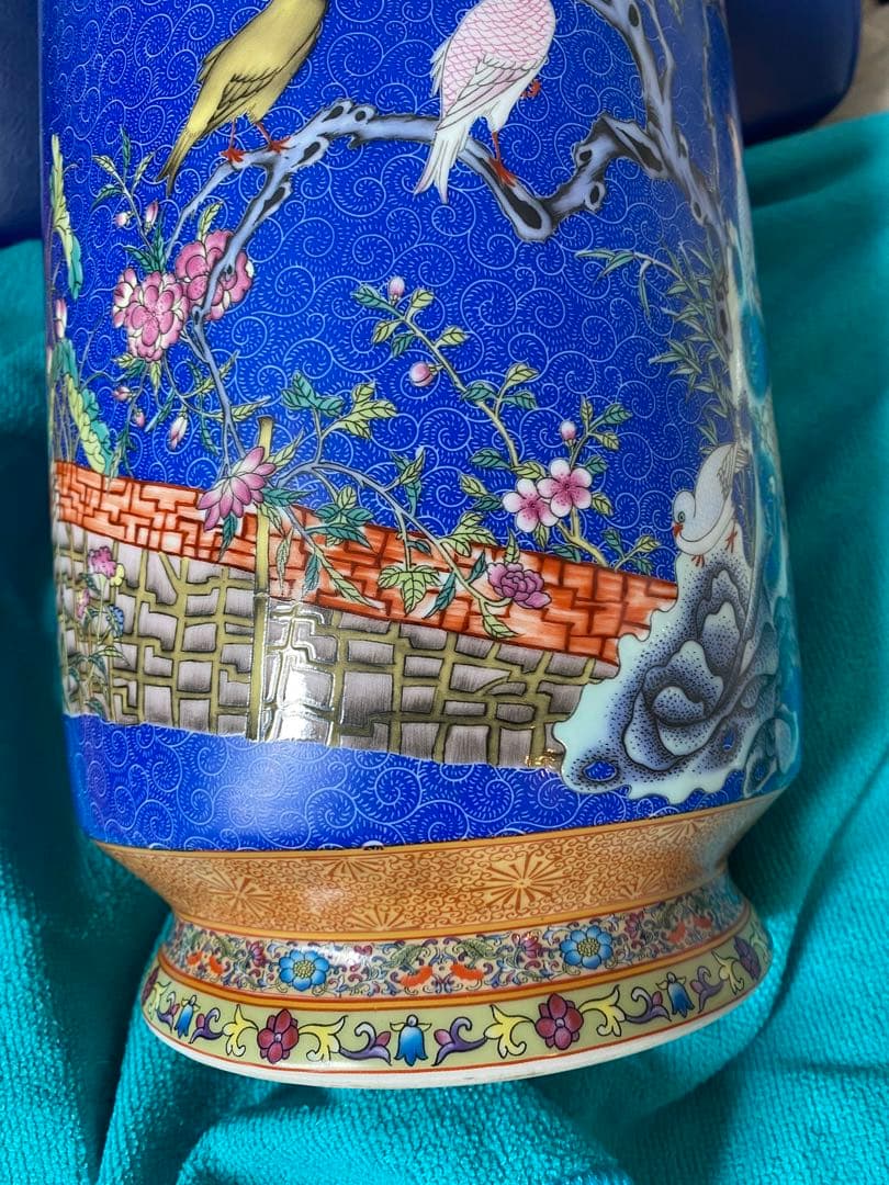 中国大清乾隆年製款洋彩軋道花鳥棒槌瓶サイズ高さ約42cm径19cm