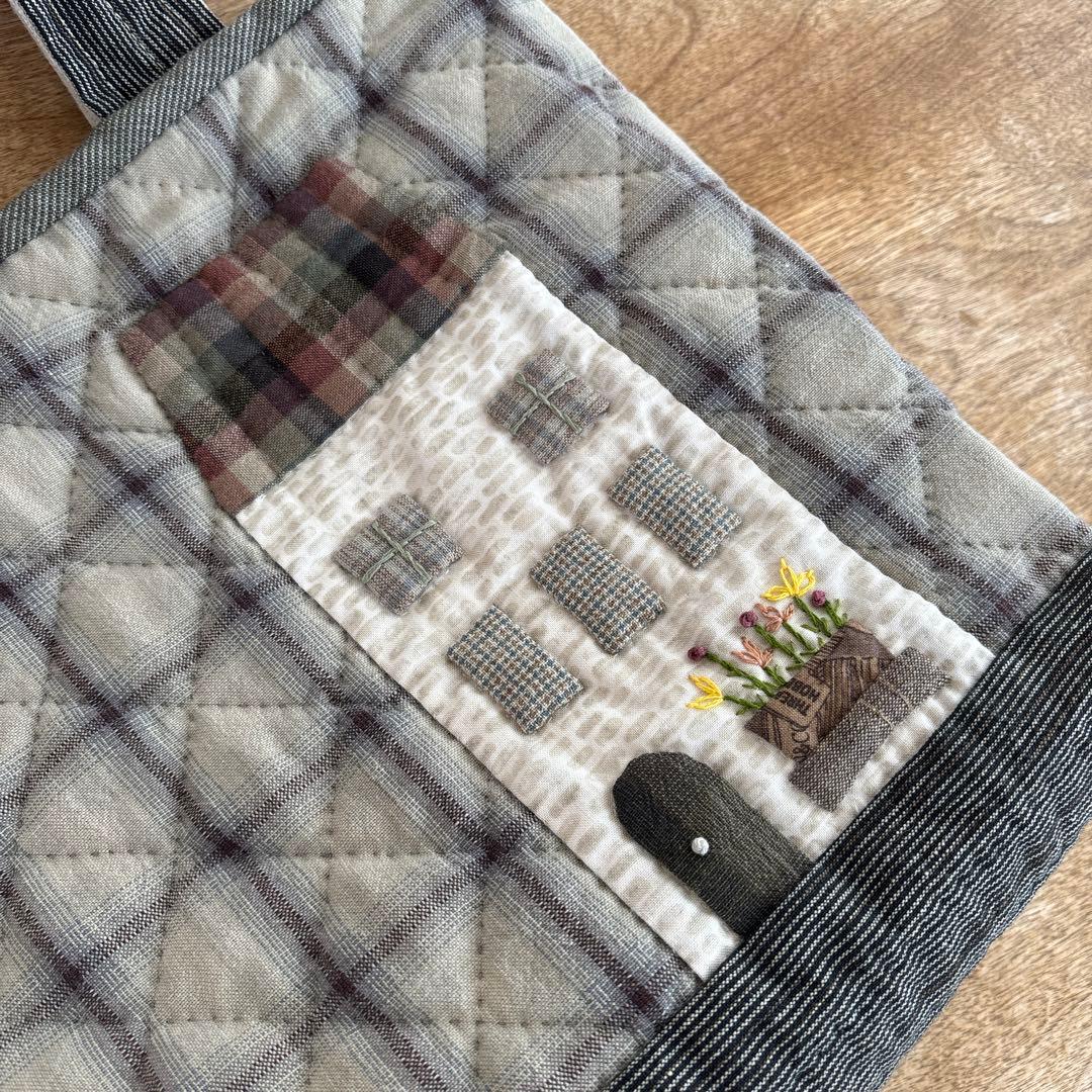 パッチワークキルト　トートバック　ハンドメイド