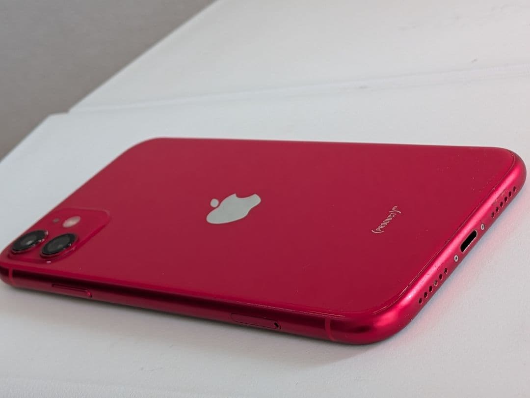 Apple iPhone 11 (PRODUCT RED) 元箱、イヤホンつき