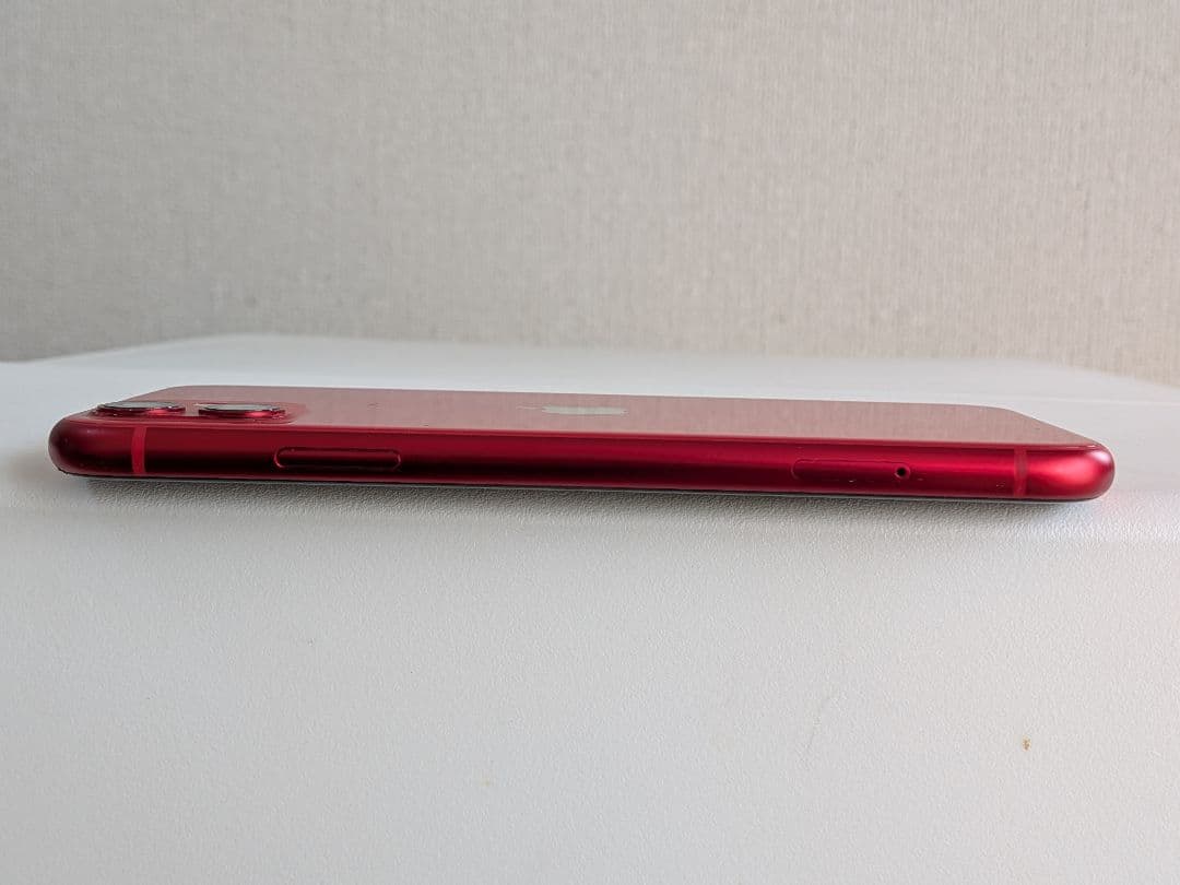 Apple iPhone 11 (PRODUCT RED) 元箱、イヤホンつき