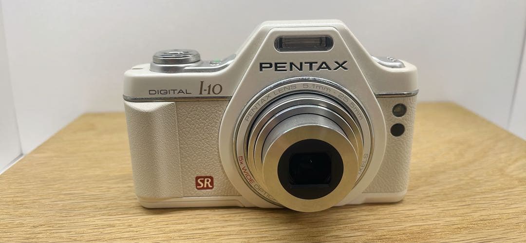 美品 PENTAX Optio I-10 パールホワイト 完動品 32GBSD付