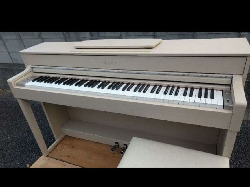送料込み CLP-535 16年製YAMAHA Clavinova 2016年製