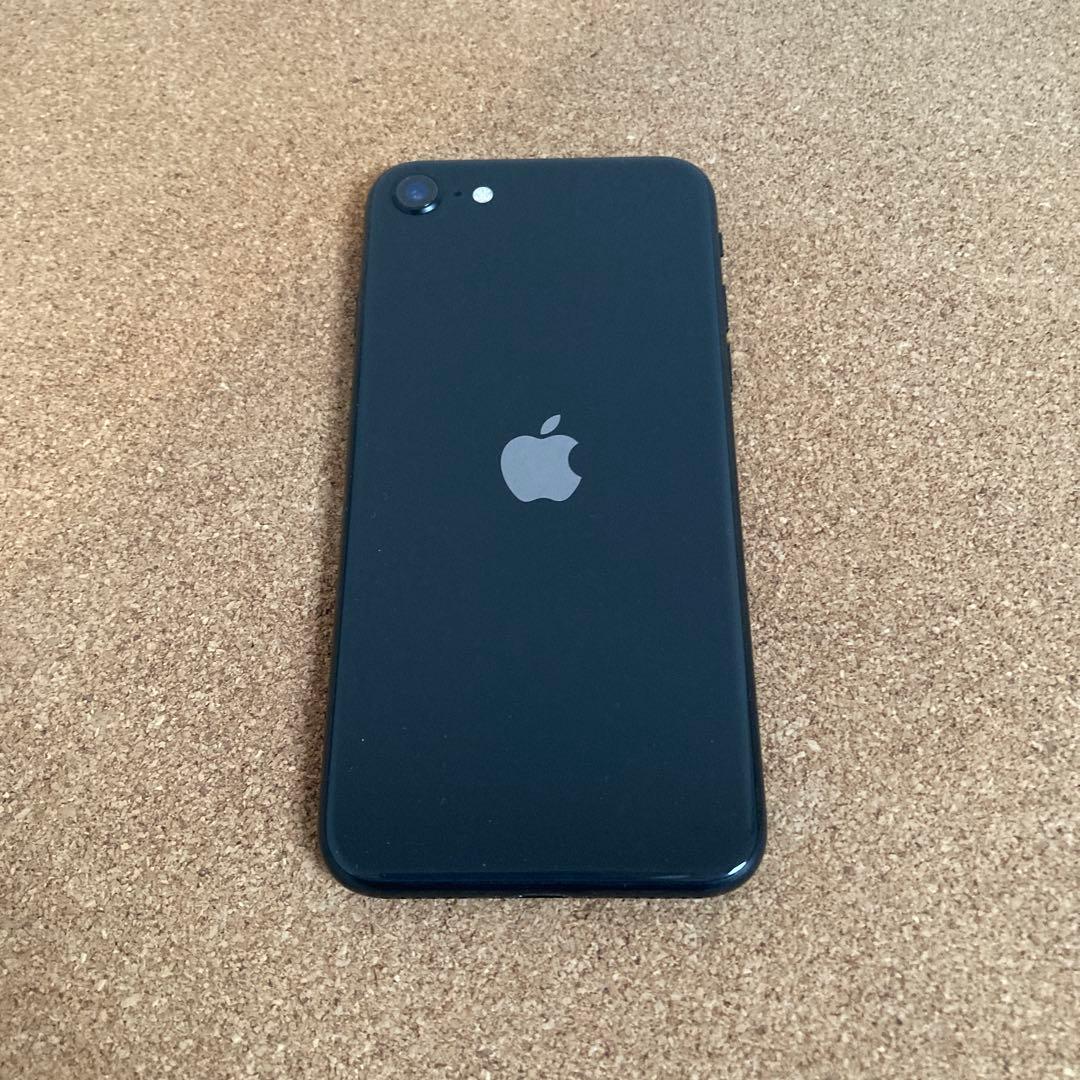 4169 電池新品☆比較的美品☆iPhoneSE2 64GB SIMフリー☆