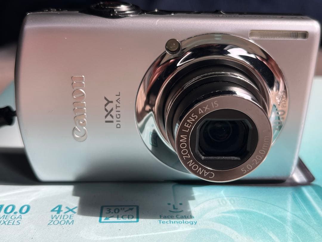 Canon IXY DIGITAL 920 IS 本体と付属品