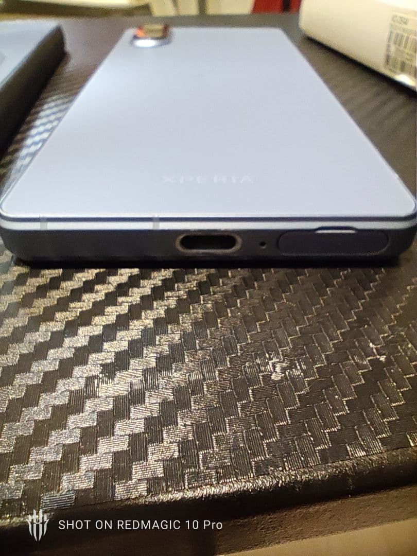 たび Sony Xperia 5v SIMフリー 容量256G
