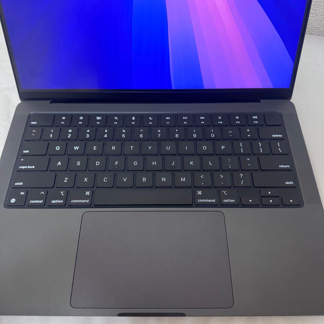 MacBook Pro M3 max 14インチ US配列