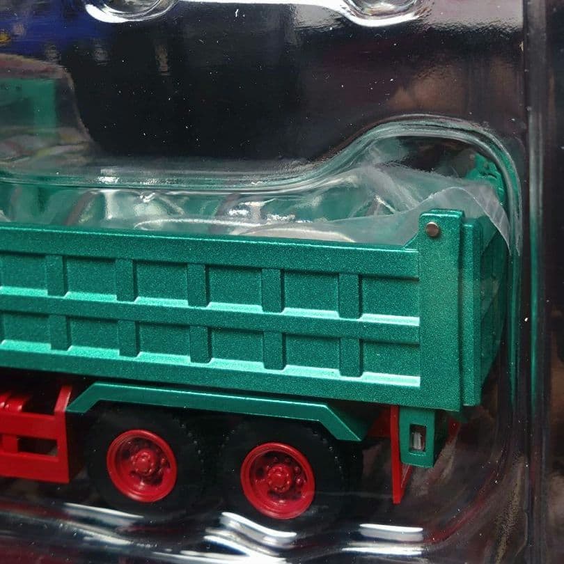 DBGT 1/64 日野 スーパードルフィン ダンプ トラック (グリーン)