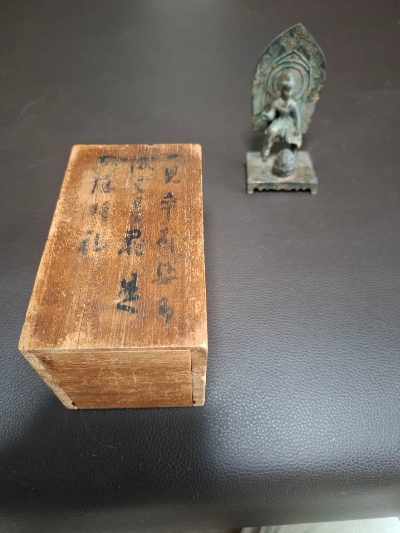 仏像　桐箱付き
