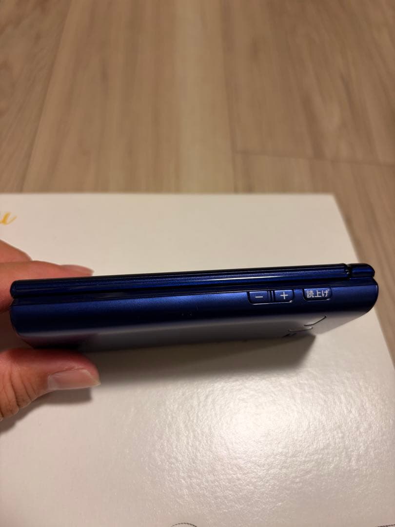 au かんたんケータイ ガラホ　未使用品　KYF38 ブルー