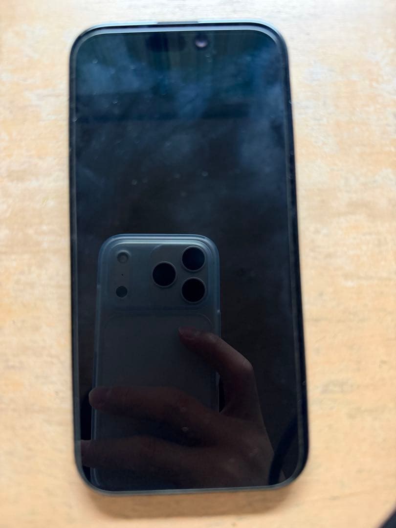 iPhone15 本体 ブラック 256GB SIMフリー