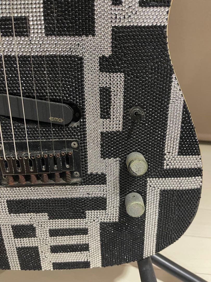 自作布袋モデル風 ギター FERNANDES