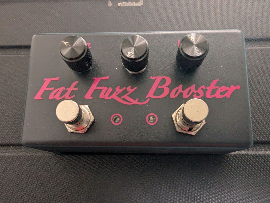 Valkrie Speare『Fat Fuzz Booster』