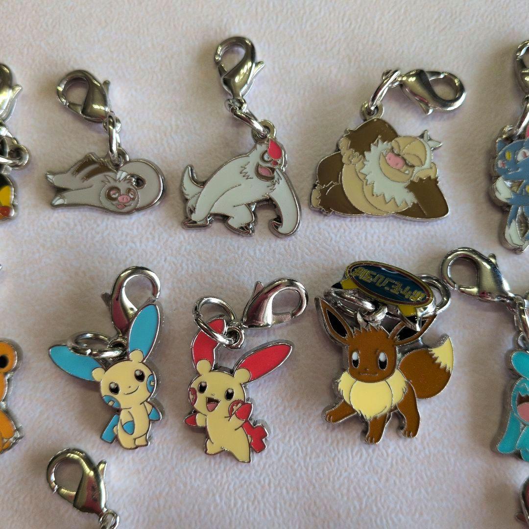 33個◇ポケモン全国ずかんメタルチャーム◇まとめ売り　セット　大量