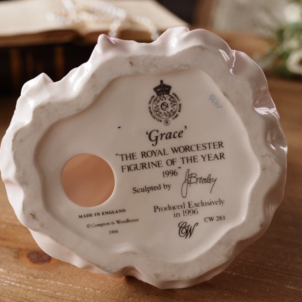 【美品】英国ロイヤルウースター Grace 1996年製 フィギュリン