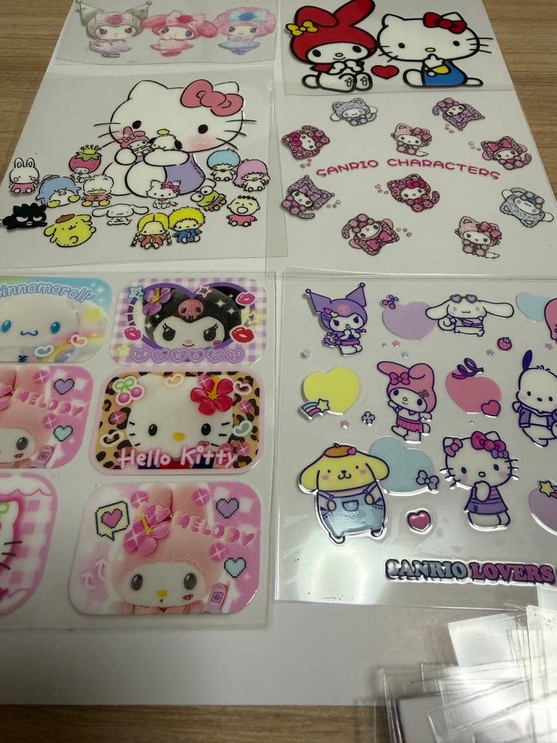 ハーフ（サンリオ　アンパンマン　いちかわ　たまごっち）