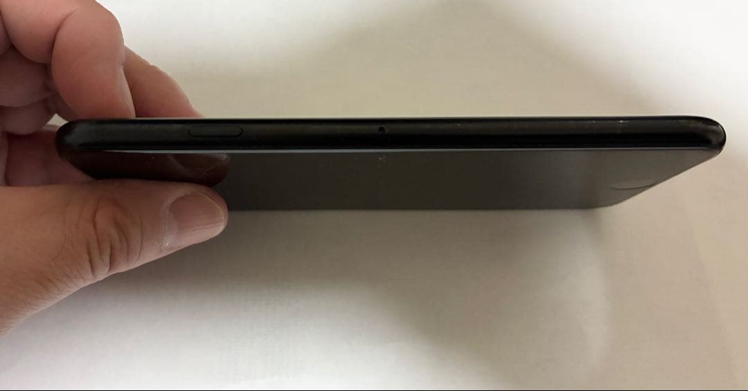 Apple iPhone SE (第2世代) ブラック　64GB SIMフリー