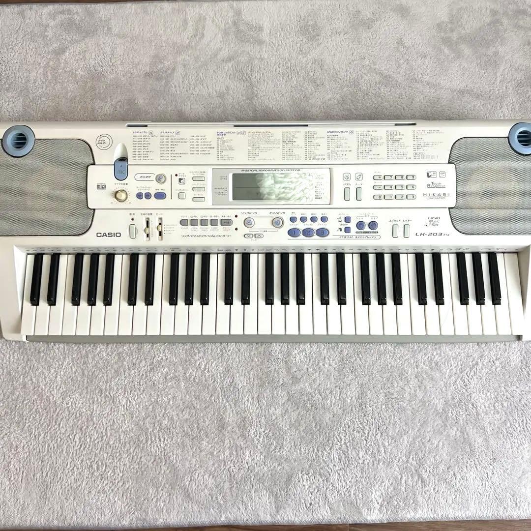 CASIO LK-203TV 61鍵 電子キーボード　譜面台付き