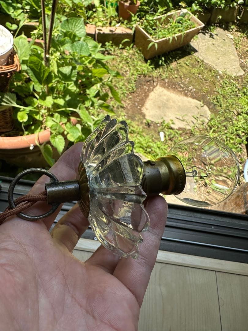 1900年代 フランス アンティーク 可愛らしい小さなお花のアトリエランプ＊
