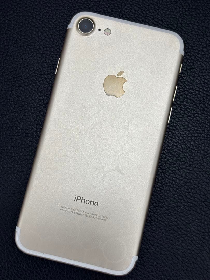 iPhone 7 32GB SIMロックあり