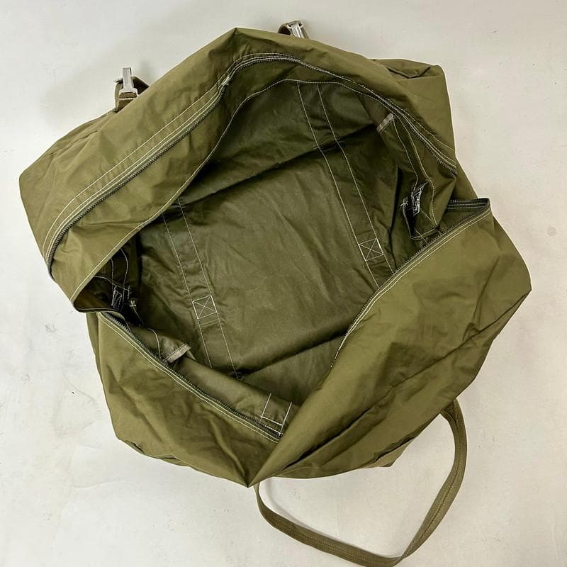 【希少】【新品】フランス軍 AERAZUR パラシュートバッグ 65L 金属