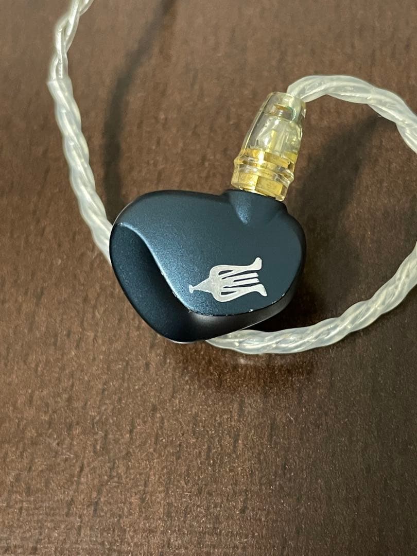 Meze Audio RAIPENTA（メゼオーディオ）