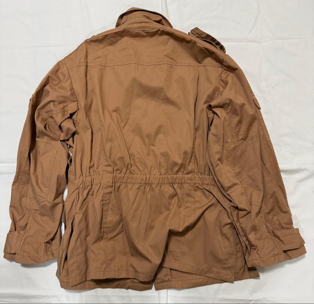 ロシア軍 熱帯服上下、Tシャツ、階級、兵科バッジセット 52/3