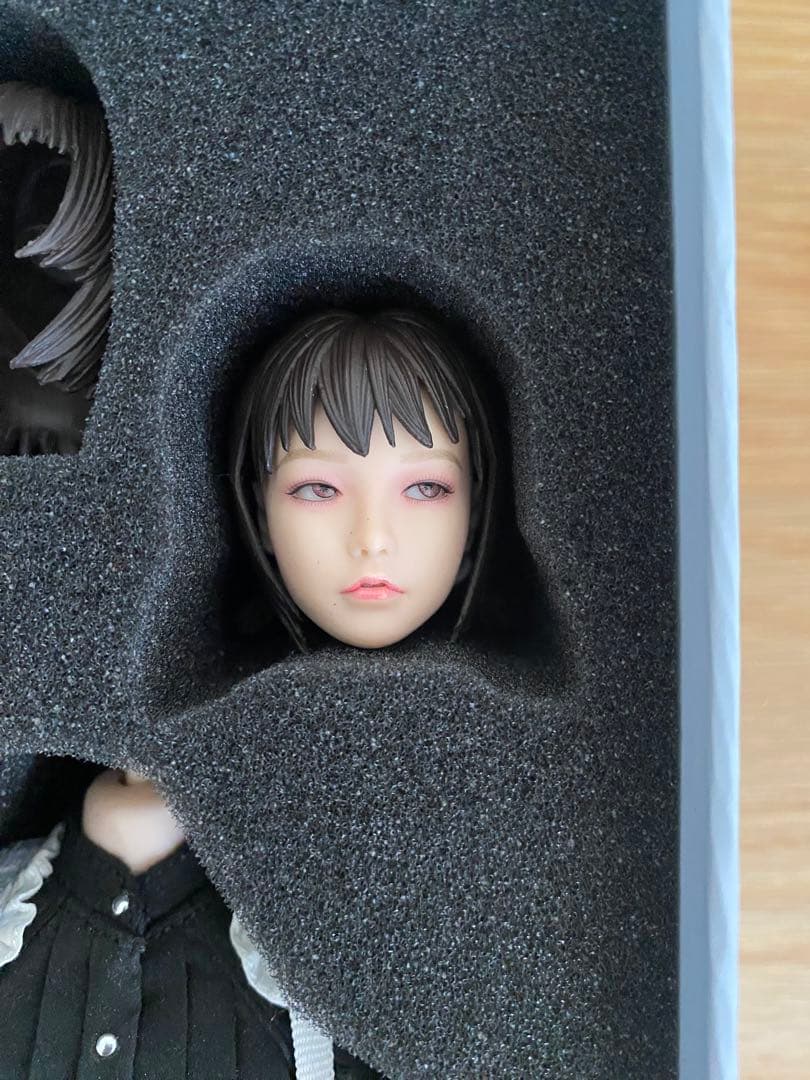 金*か様 I8TOYS「Serene Hound Rus」
