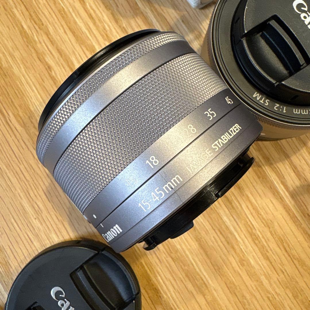 Canon EOS M100 ミラーレス一眼