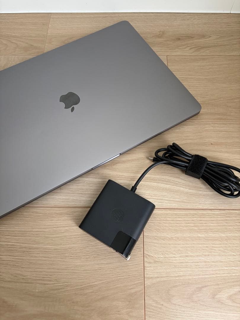 MacBook本体 MacBook Pro 2019 16inch i7 16Gb 512Gb