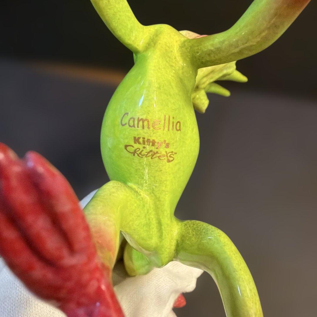 キティのクリッターズ カメリア カメレオン 置物