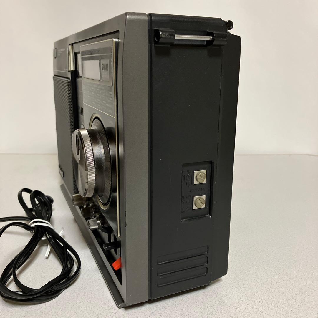 ナショナルＢＣＬラジオ ６バンド　　　　　　ＲＦーB３００　　動作品